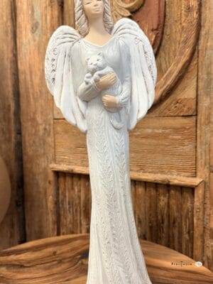 Anioł Eryka z kotkiem