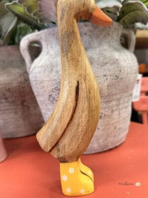 Kaczka z drewna mango z emalią, wzór – 1, 4cm x 8c